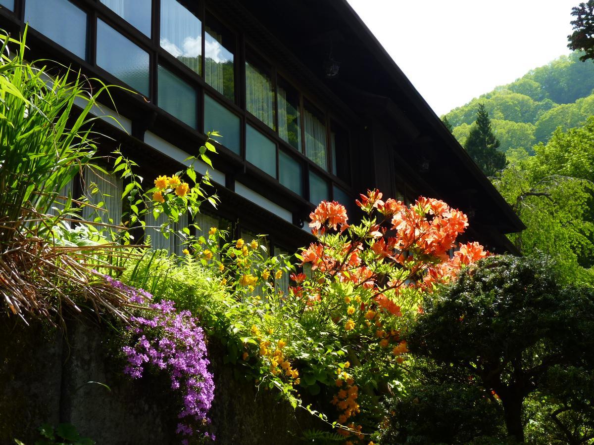 Nishiya Hotel Yonezawa Exterior photo