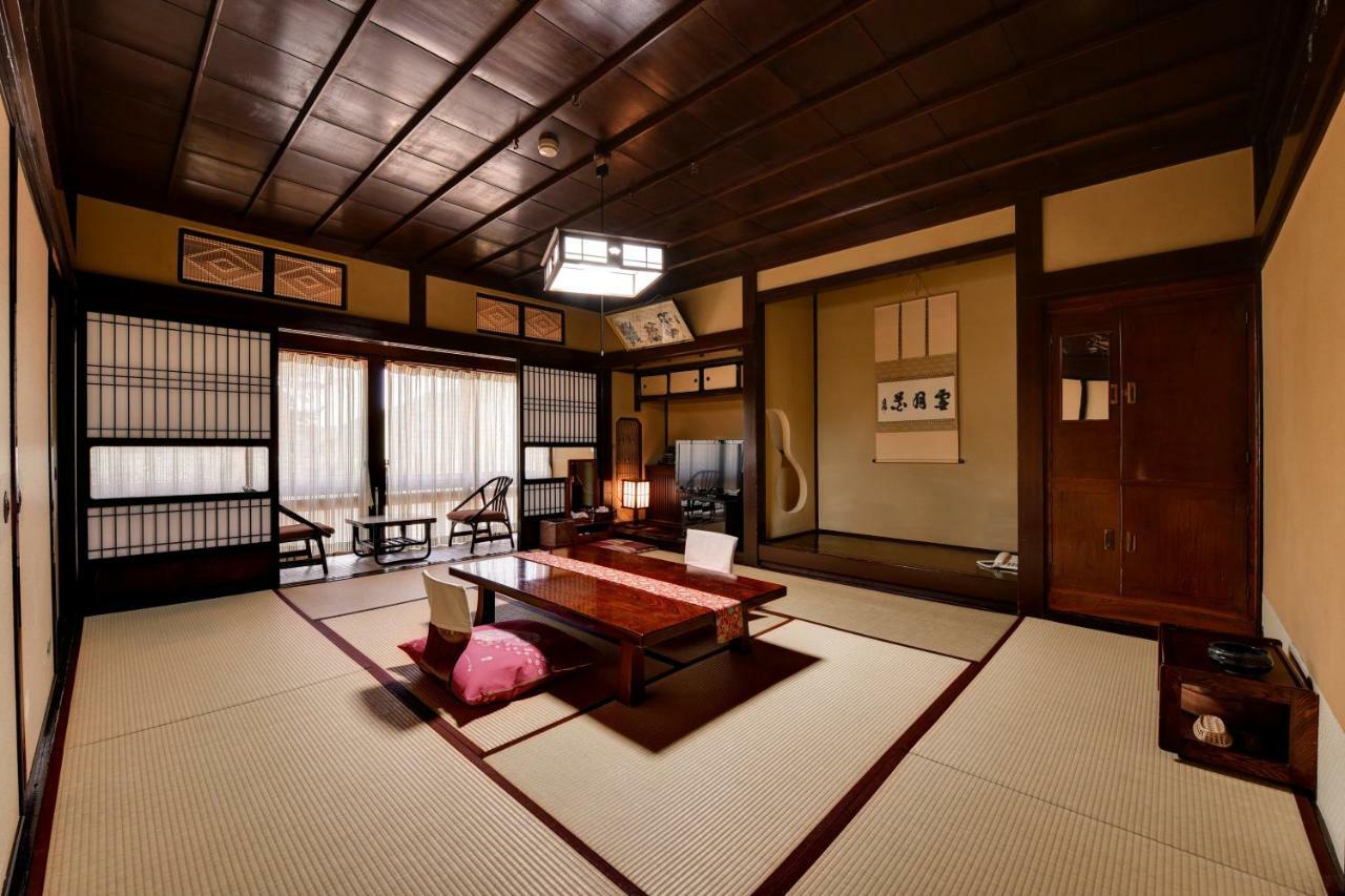 Nishiya Hotel Yonezawa Exterior photo