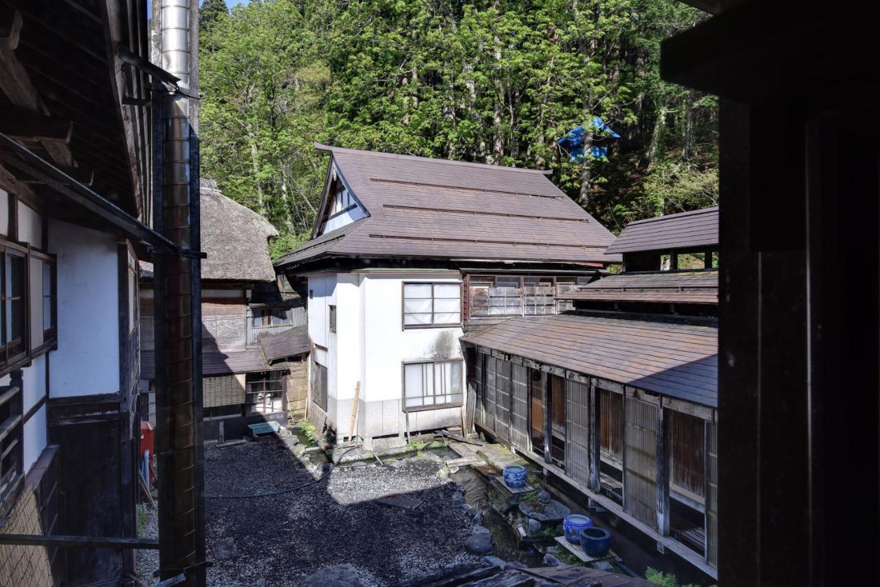 Nishiya Hotel Yonezawa Exterior photo